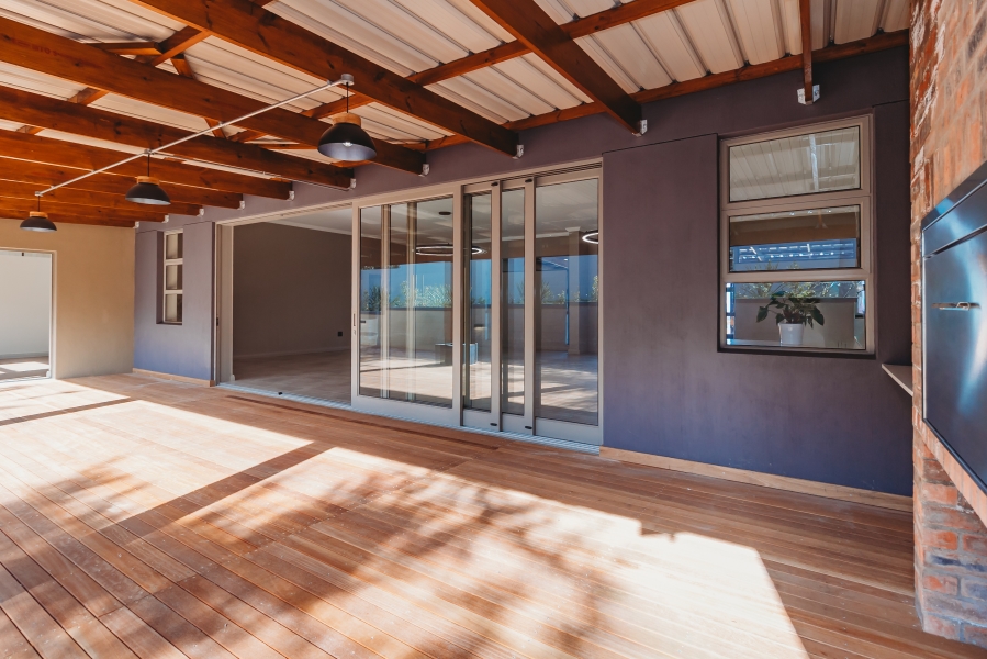 4 Bedroom Property for Sale in Blanco Western Cape